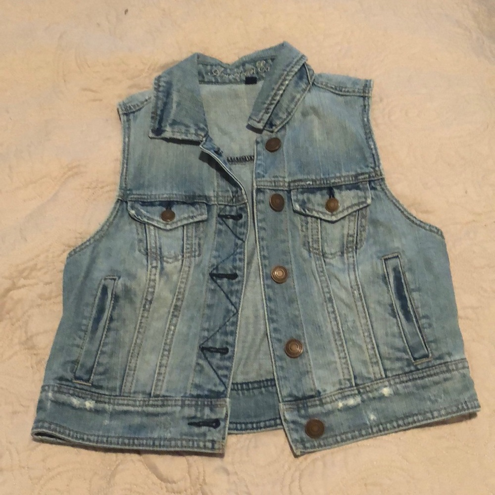 Jean Vest